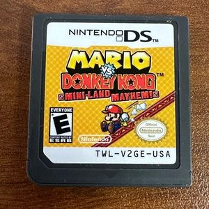 Mario vs Donkey Kong Mini-Land Mayhem Nintendo DS game only